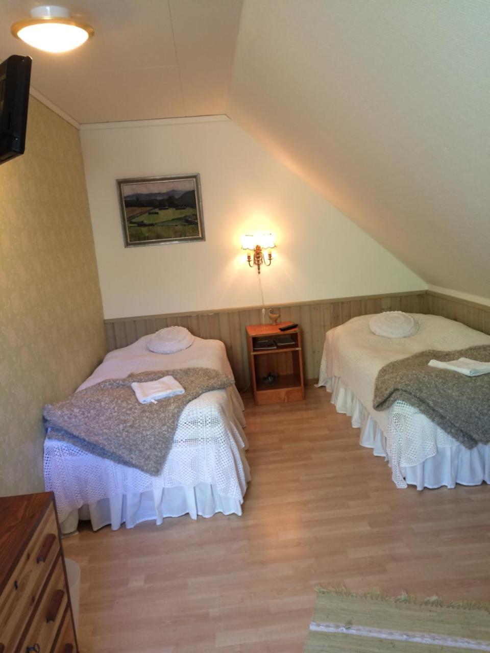 Skummesloev B & B Laholm Buitenkant foto